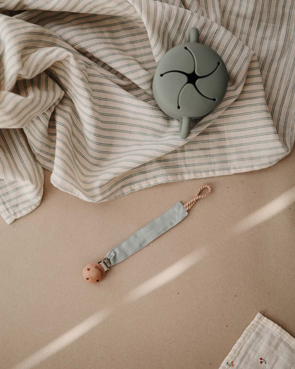 Soother Clip | Roman Green